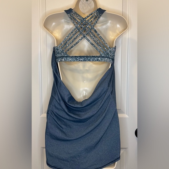 Lululemon Breathe and Flow 2 in1 Tank and Bra - Picture 4 of 5